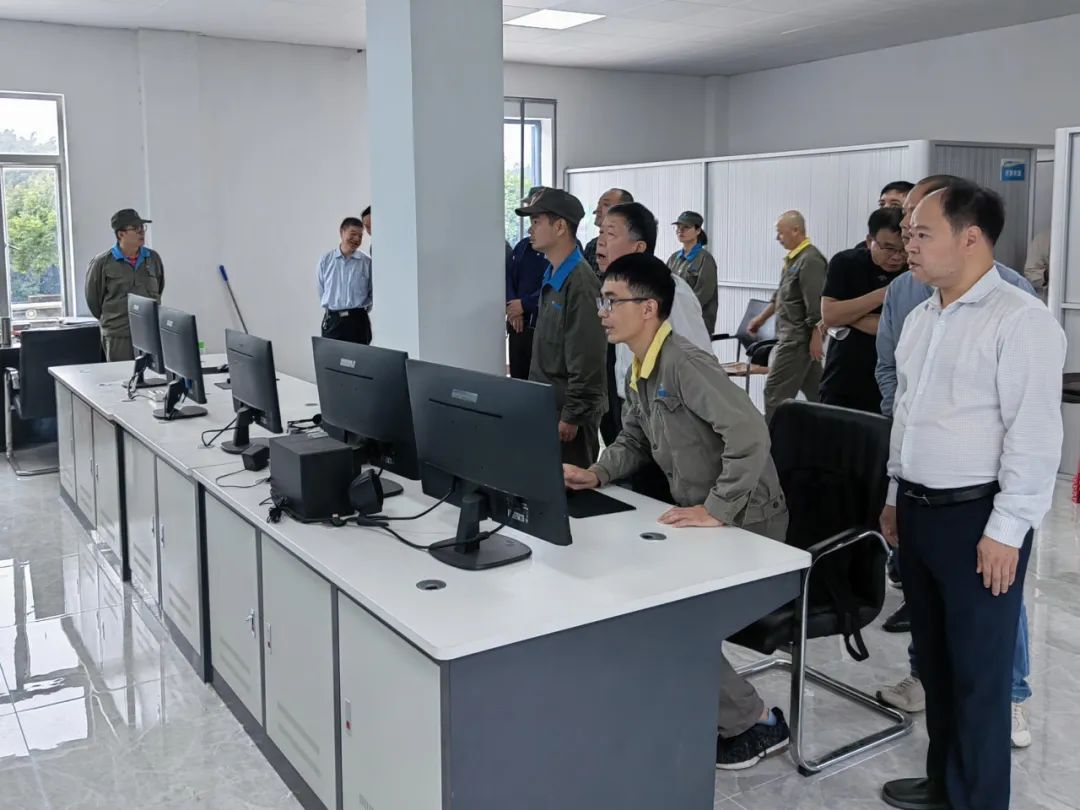 尊龙人生就是博首页“JK-HK型无牢靠操作职员乳化炸药生产工艺和装备”通过科技效果判断